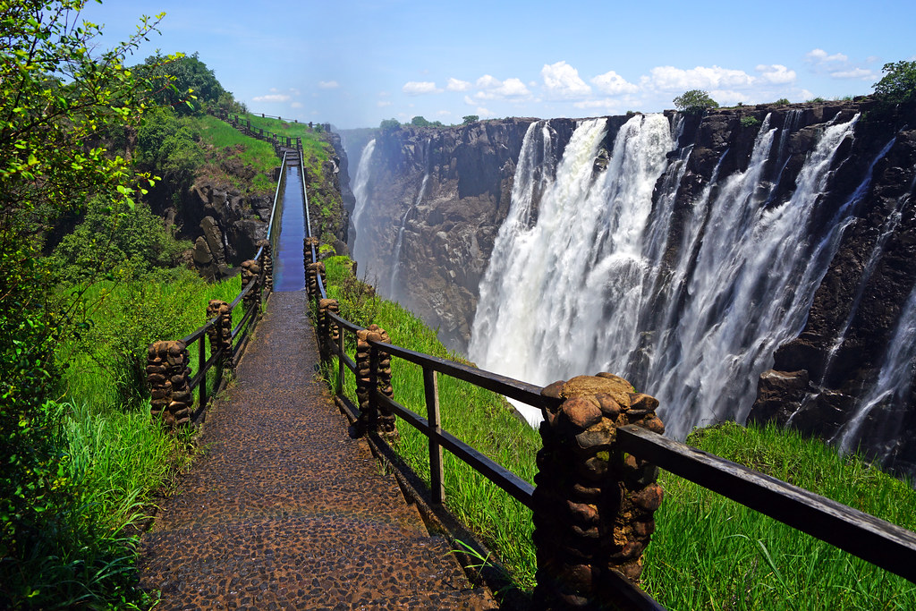 Knife Edge Bridge on the Zambian side